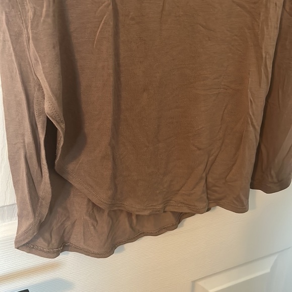 BUNDLE 3/$12 Dynamite Taupe Tunic T Shirt - Picture 4 of 5